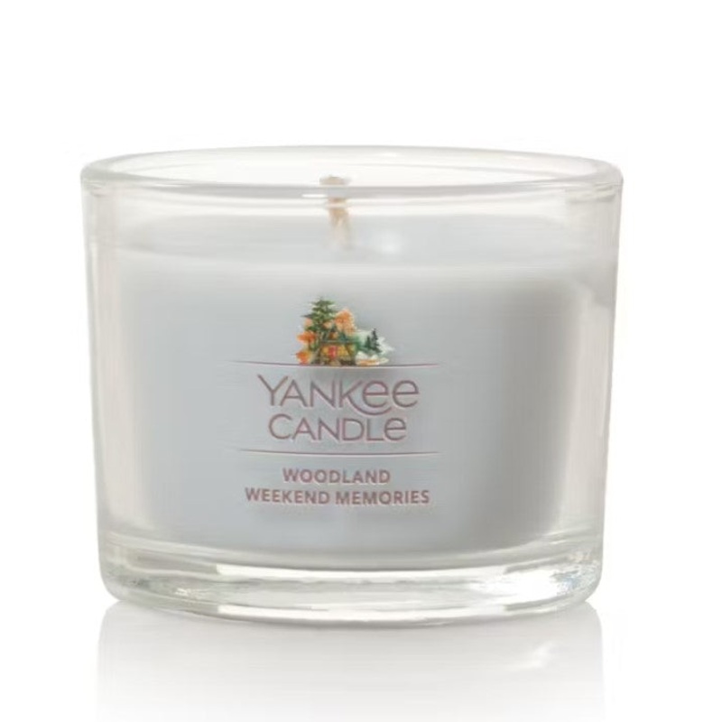 Yankee Candle Mini Candle – Woodland Weekend Memories