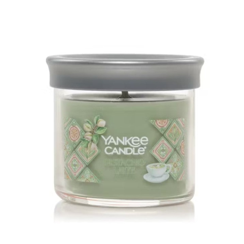 Yankee Candle Signature Small Tumbler Candle – Pistachio Latte