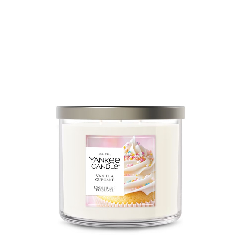 Yankee Candle 3-Wick Candle – Vanilla Cupcake